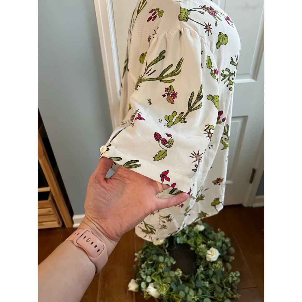 Cactus button up v-neck blouse by ModCloth - Picture 3 of 9
